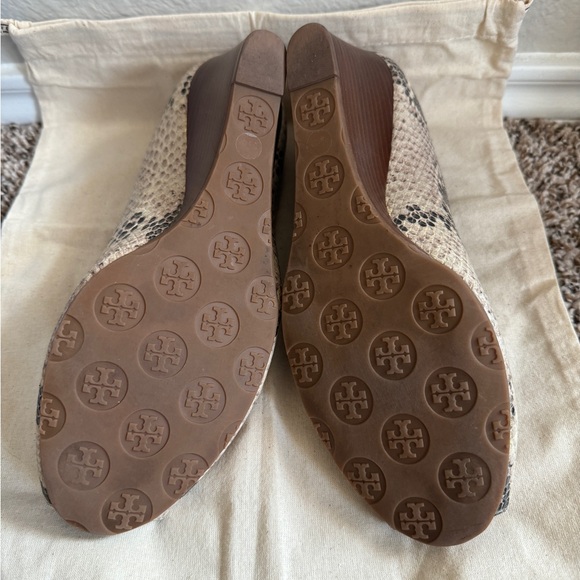 TORY BURCH REVA SNAKESKIN PEEP-TOE WEDGES - Picture 3 of 5